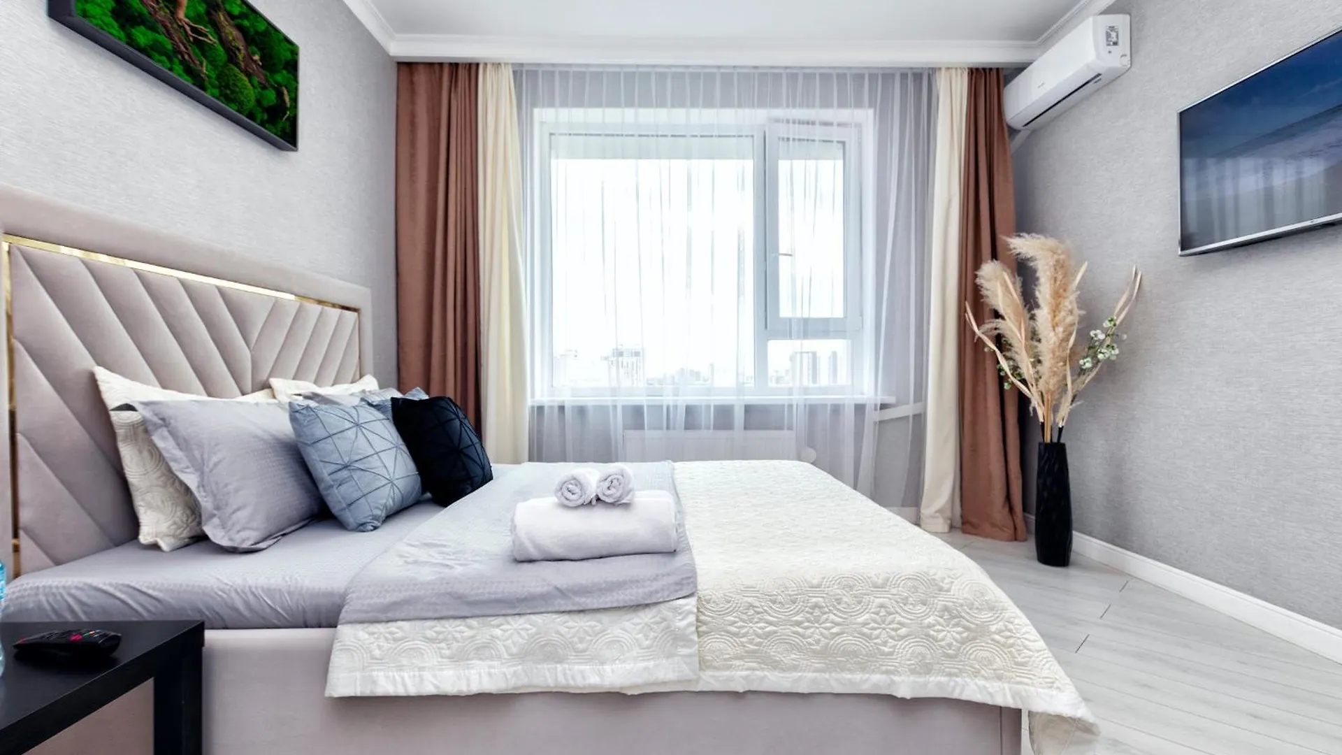 Apartment Шикарные Апартаменты В Центре Nur-Sultan  Kazakhstan